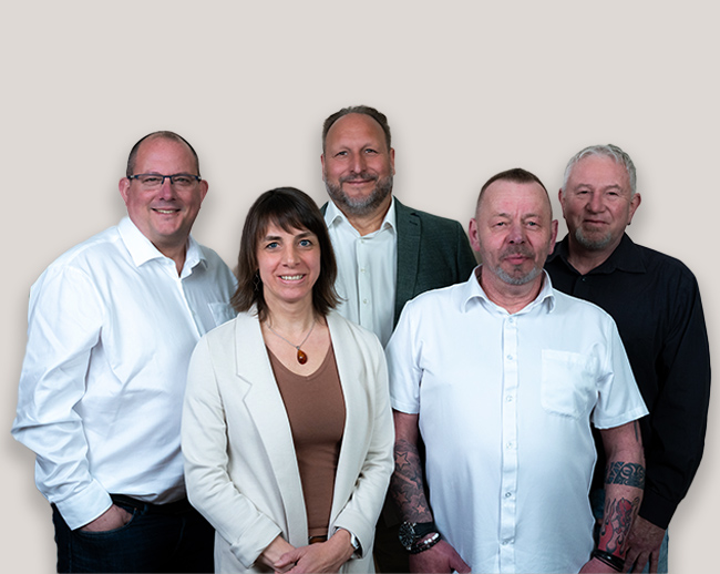 HWG Königslutter (v.l.n.r): Timm-O. Pleiß, Gabriele Strub, Oliver Schmidt (Bürgermeisterkandidat), Carsten Hartung, Ralf Hoffmann